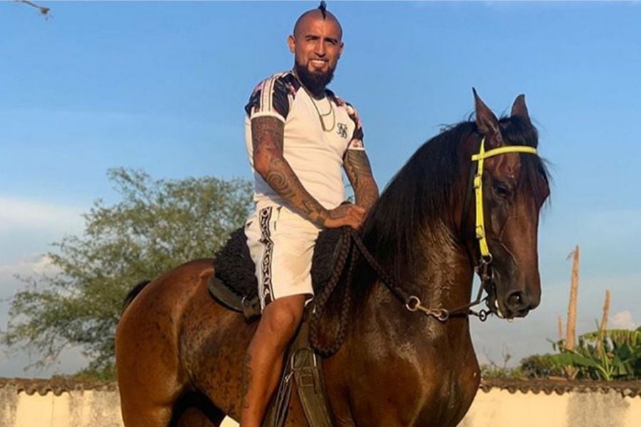 Arturo Vidal cobró 15 palos en las carreras