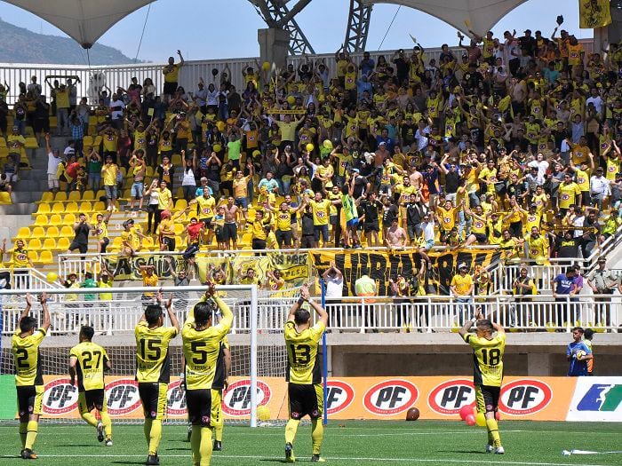 Hincha de San Luis falleció tras gritar gol en el clásico ante Calera