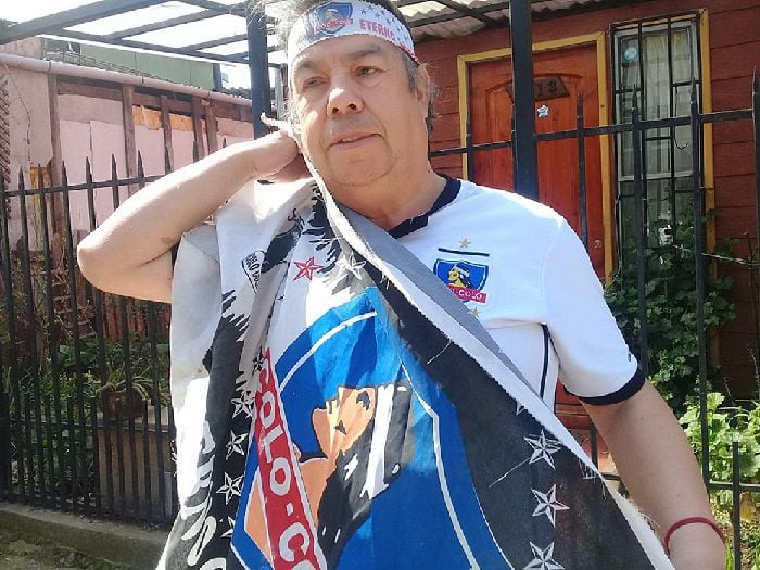 Carlos Bahamondez ahora se llama  "Colo-Colo" y ni ha vibrado en la ruca