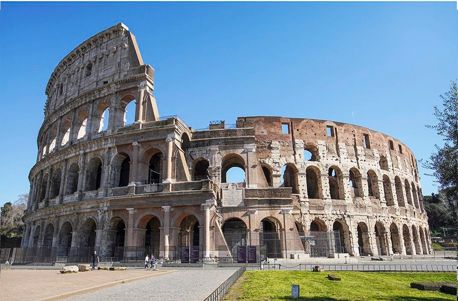 Coliseo Romano reabre con estrictas medidas de seguridad y poco público