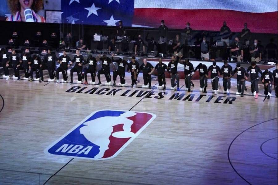 Equipos de la NBA deciden no jugar en protesta por la violencia racial