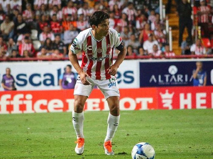 [Video] Golazo de Matías Fernández en duelo de chilenos