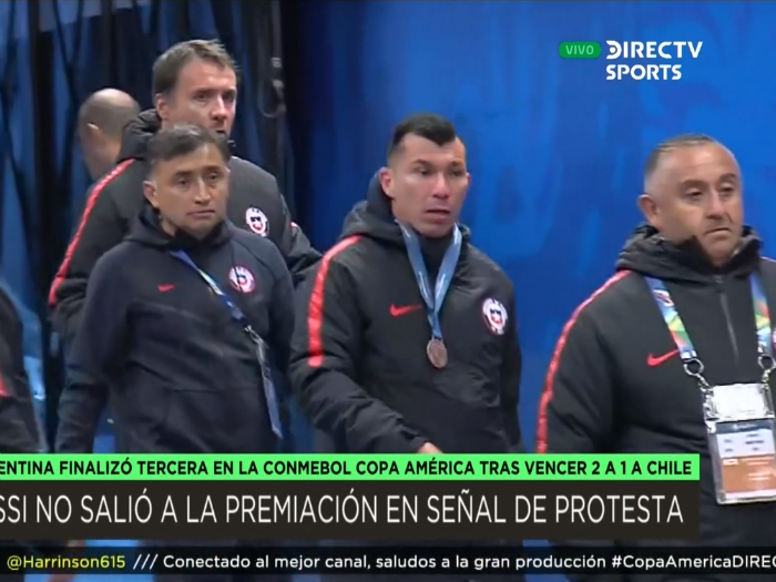 La molestia de Gary Medel luego de la premiación por el cuarto lugar