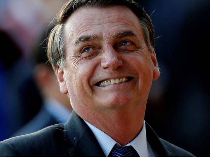 Bolsonaro se ríe de la primera dama de Francia con cruel meme y desata polémica