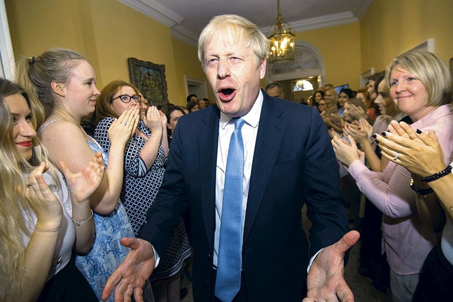 Boris Johnson: el niño que soñaba con ser "rey del mundo"