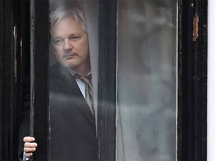 Ecuador acusó a WikiLeaks y hackers rusos de querer desestabilizar al país