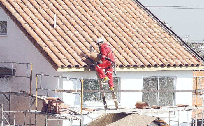 Así funcionan los andamios y escaleras en la construcción