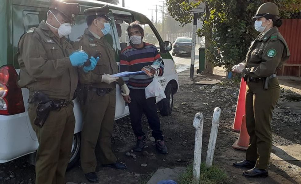 Carabineros de Renca pararán la olla en comedor solidario