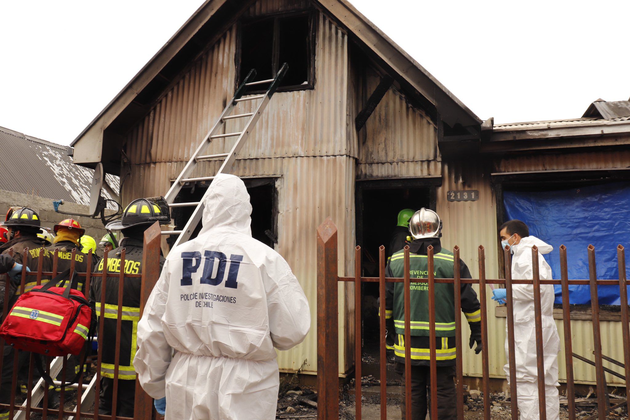 Incendio deja cuatro muertos en Punta Arenas