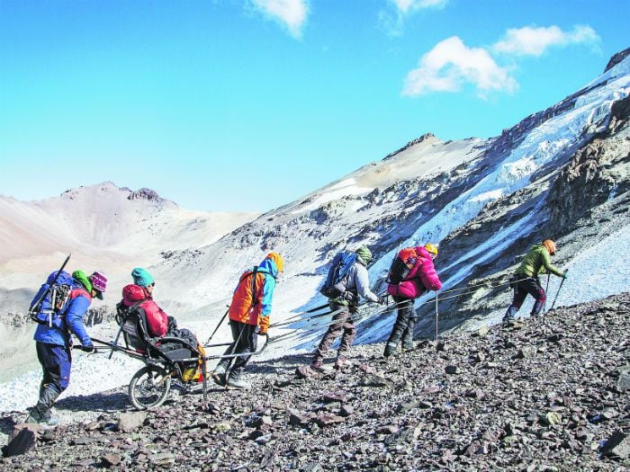 Vuelven a la cima sobre ruedas propias