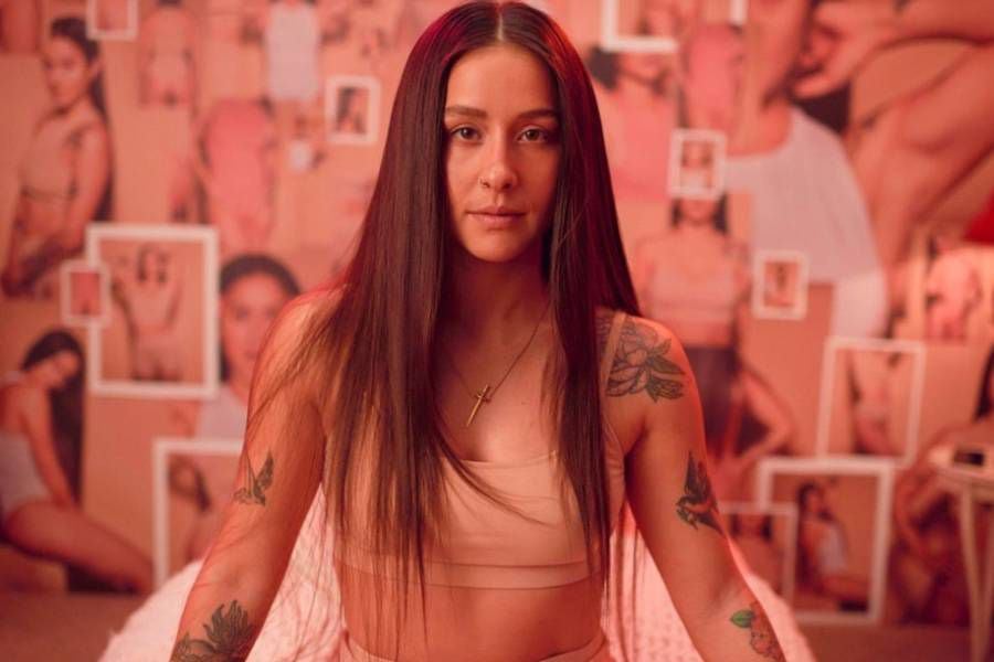 "Te pasaste": Denise Rosenthal promocionó nuevo clip con atrevida postal en Instagram