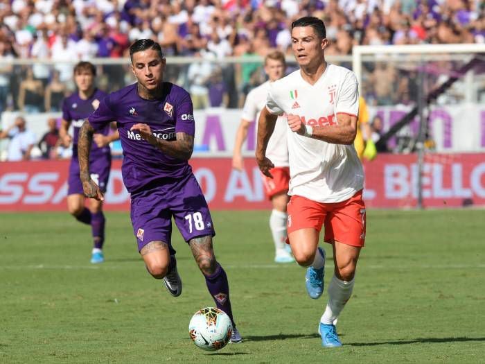 [Video] ¿Fue falta? Erick Pulgar le marcó la cancha a Cristiano Ronaldo