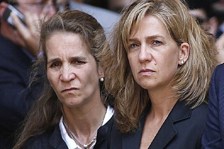 "Vacunagate" español: cuestionan a infantas Elena y Cristina por saltarse la fila