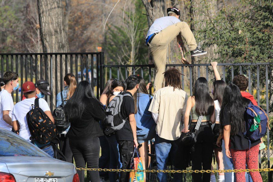 A cuarentena: Alertan un caso de Covid-19 positivo tras ramadas en Parque Padre Hurtado