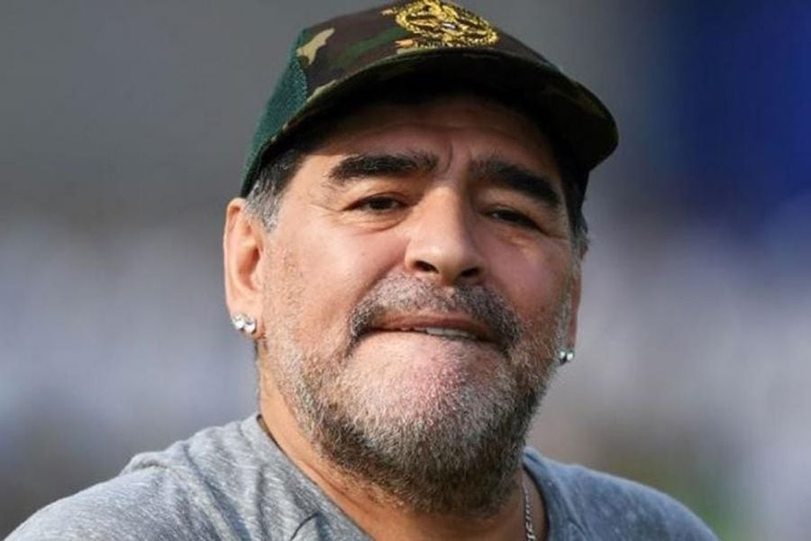 "La llevé desmayada con 15 añitos": el fuerte ataque de Maradona en contra de una de sus hijas