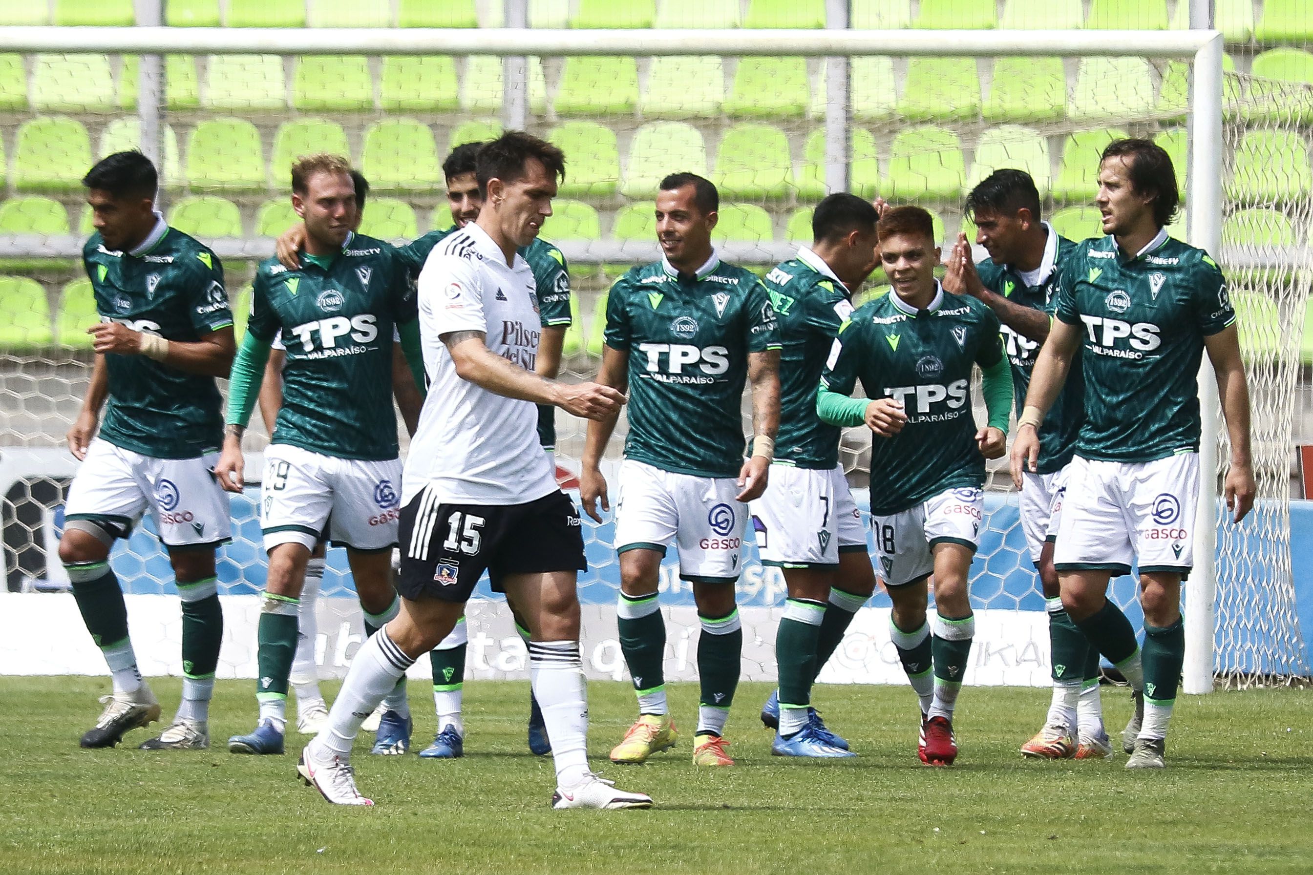 Colo Colo perdió por goleada ante Santiago Wanderers