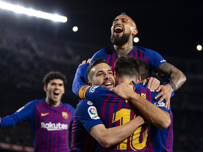 Lo llenó de halagos: Arturo Vidal recibió espaldarazo XL del DT de Barcelona