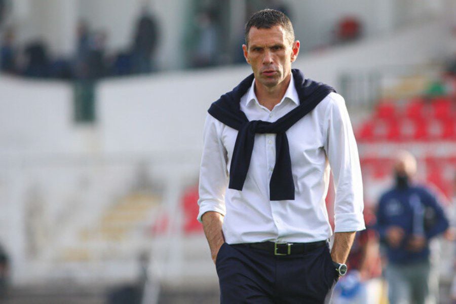 Gustavo Poyet pone en dudas su continuidad tras derrota de la UC ante Palestino