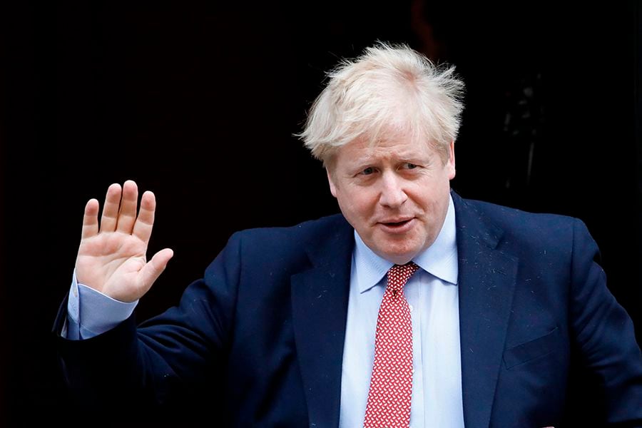 Primer ministro británico Boris Johnson pasó la noche en la UCI sin respirador