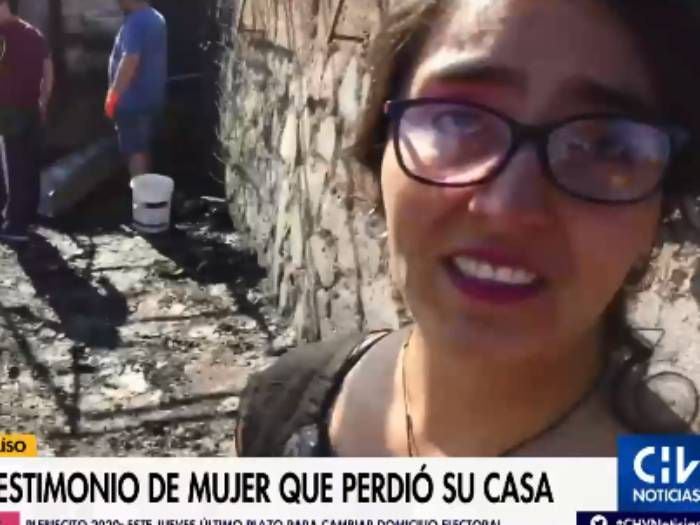 "Se fue un sueño de toda la vida...": el desolado relato de víctima de incendio en Valparaíso