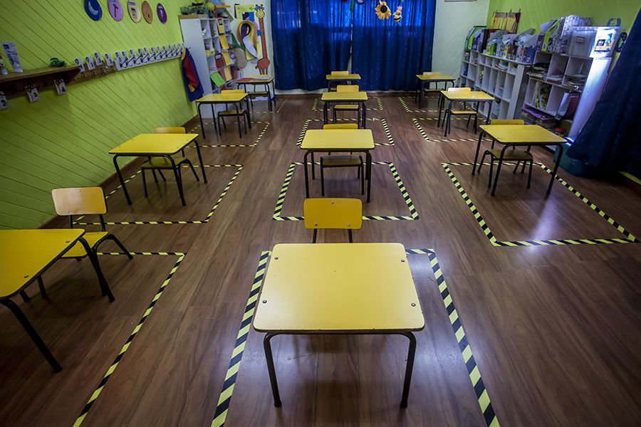 Escuela reacondiciona establecimiento para posible retorno a clases