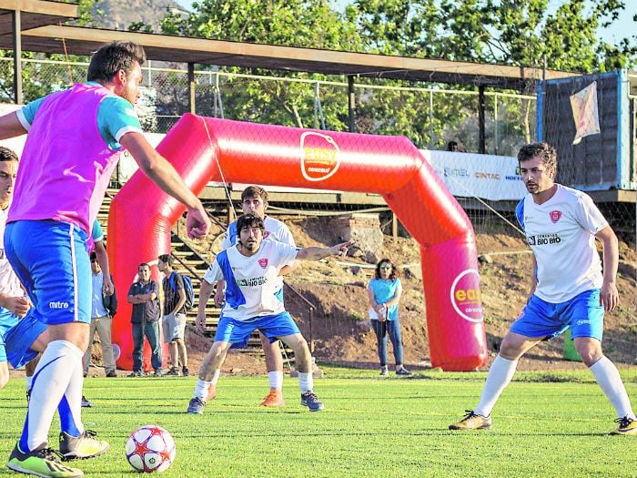 La Copa Easy 2018 se llenó de goles y entró en tierra derecha