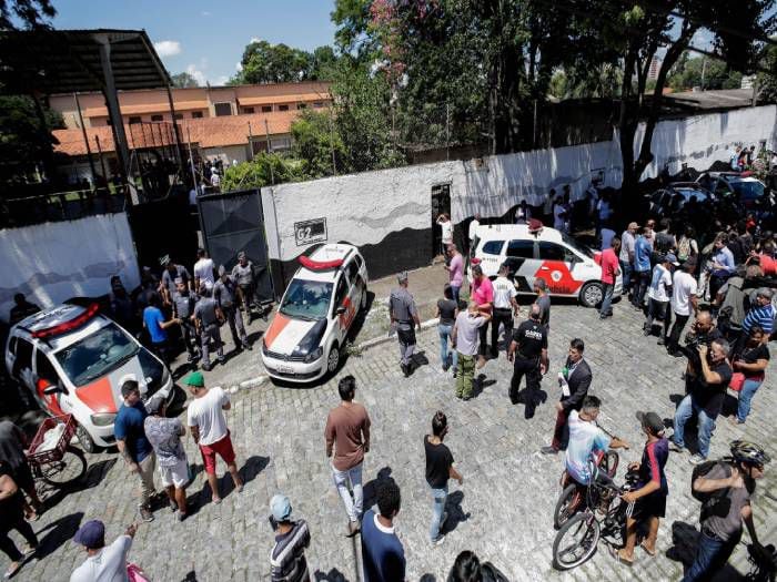 Matanza en colegio impacta a Brasil