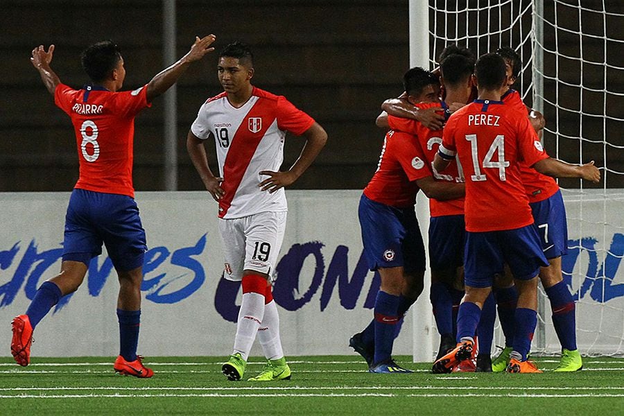 ¡Por qué nos hacen sufrir, chiquillos! Chile venció con lo justo a Perú