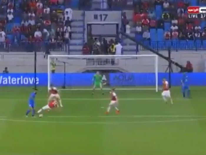 El golazo de Ronnie Fernández al Arsenal inglés