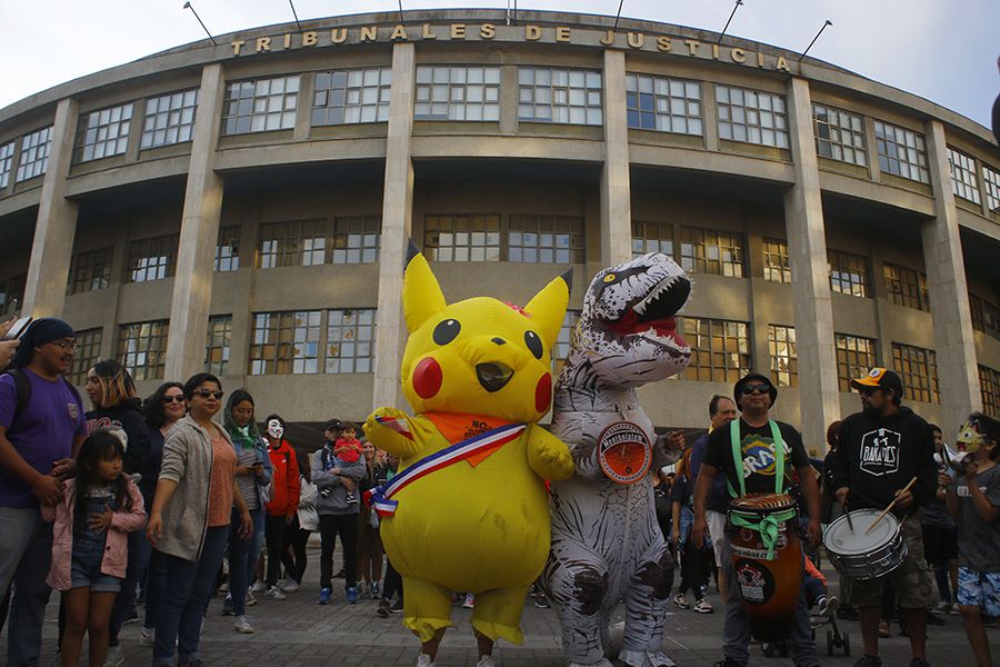 CONCEPCION: Baila Pikachu en el centro de Concepcion