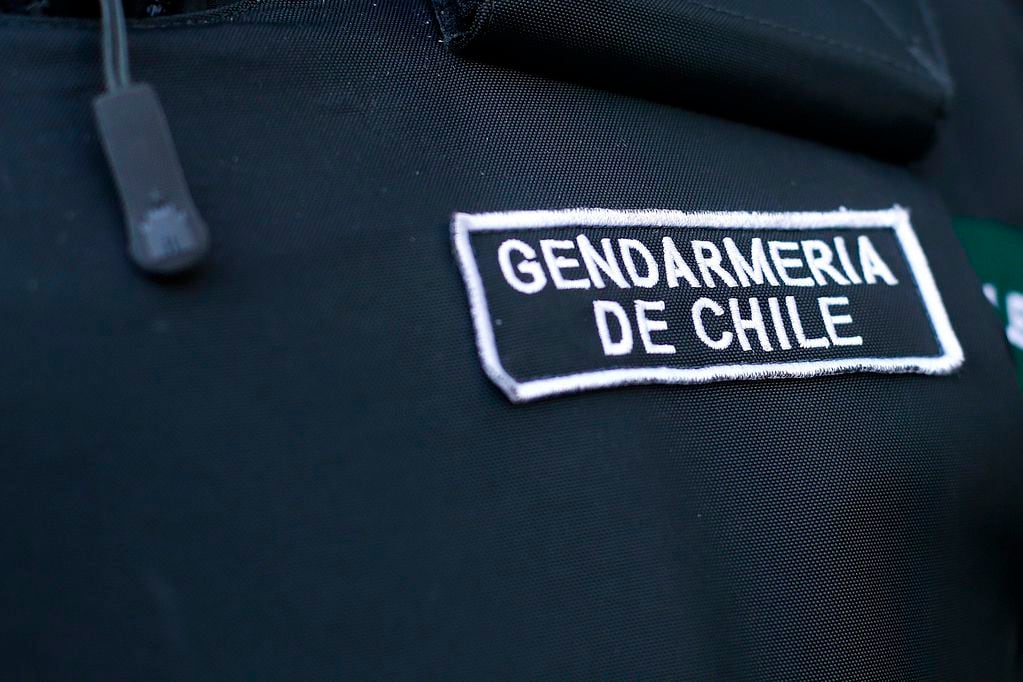 Aspirante a gendarme falleció tras una neumonía: familia denunció que fue obligada a trotar de madrugada estando enferma
(Foto: Javier Salvo/ Aton Chile)