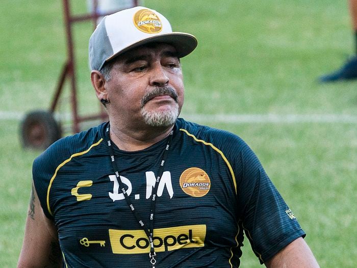 Maradona aseguró que está como tuna y suena para dirigir en Chile