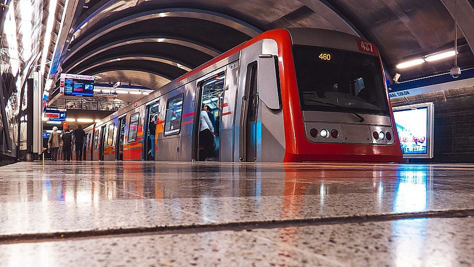 Metro de Santiago habilitará este lunes la Línea 4 hasta la estación Plaza Puente Alto