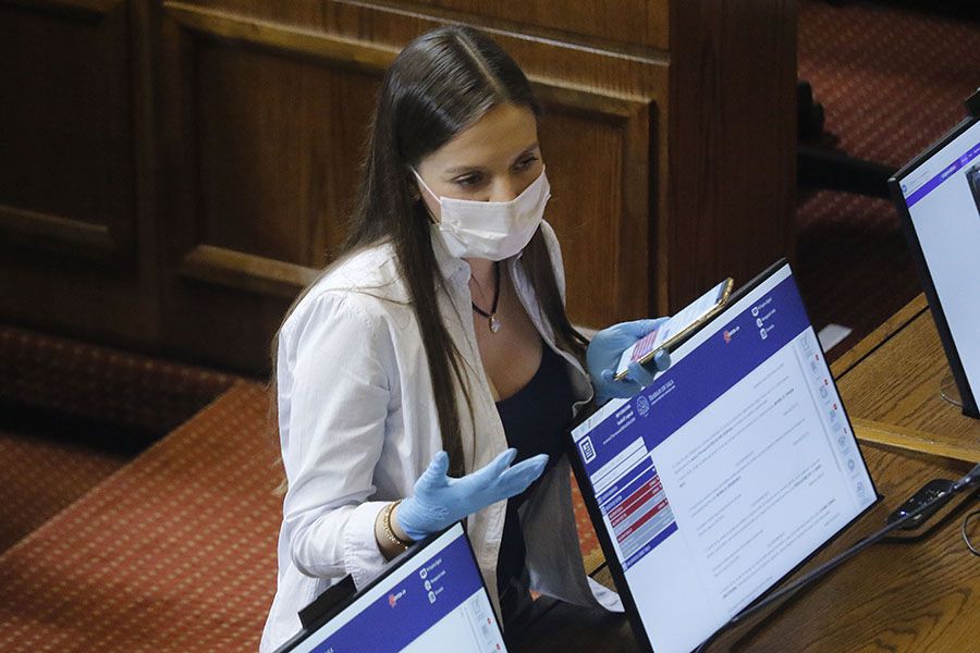 Sesion especial de la Camara de Diputados. 27/03/2020