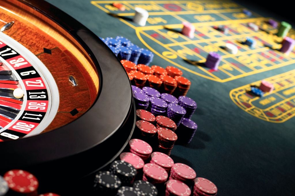 Proyecto de ley busca que los “papito corazón” no puedan ingresar ni apostar en casinos. Foto referencial: Getty Images.