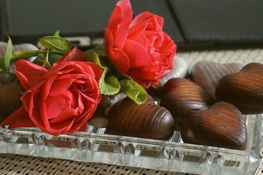 Día de la Madre: chocolates, dulces y flores son regalos tradicionales que debería vender el almacén