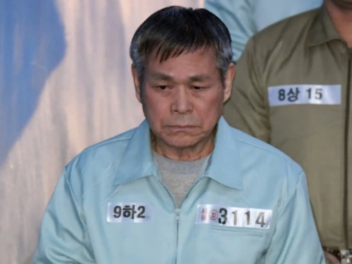 Líder de una secta de Corea del Sur es condenado por violar a ocho fieles