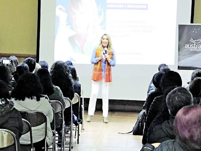 A Jenni Warner le cambió la vida apañando el liderazgo femenino