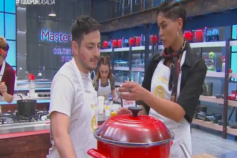 "No hables de más": el tenso cruce entre Camila Recabarren y Pollo Castillo en MasterChef