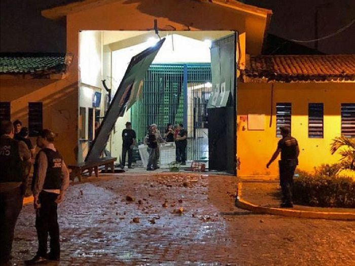 Masiva fuga desde cárcel de máxima seguridad en Brasil