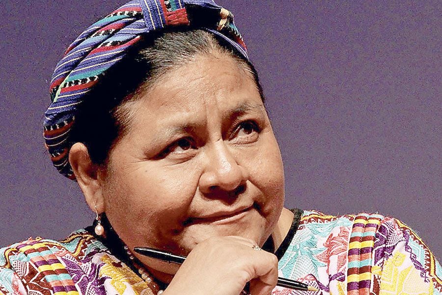 Rigoberta Menchú cuestionó actuar de Carabineros