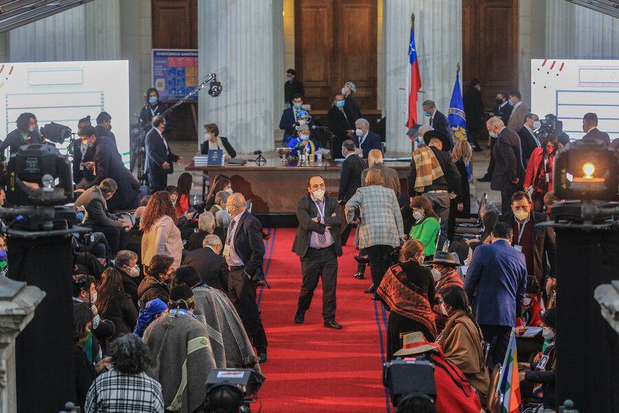 Tras fallida sesión: universidades estatales ofrecen sus sedes para la Convención Constitucional