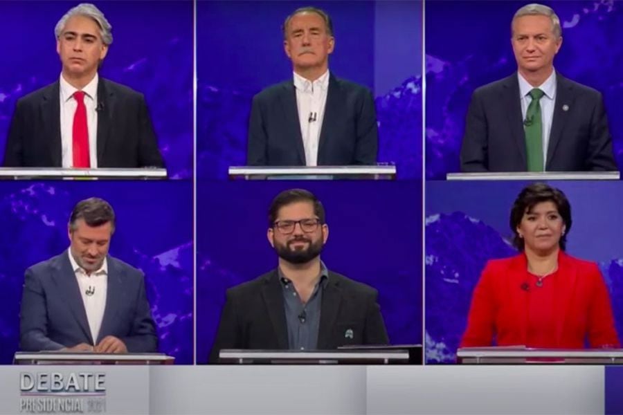 Tensión y fuertes encontrones en TVN: el Debate presidencial 2021 desde adentro