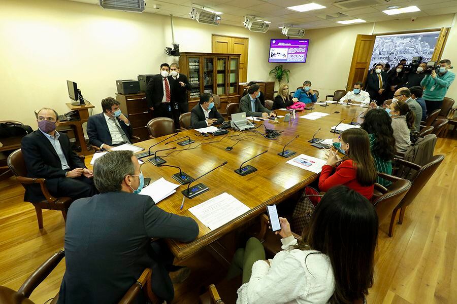 Comision de Constitucion de la Camara de Diputados. 04/11/2020