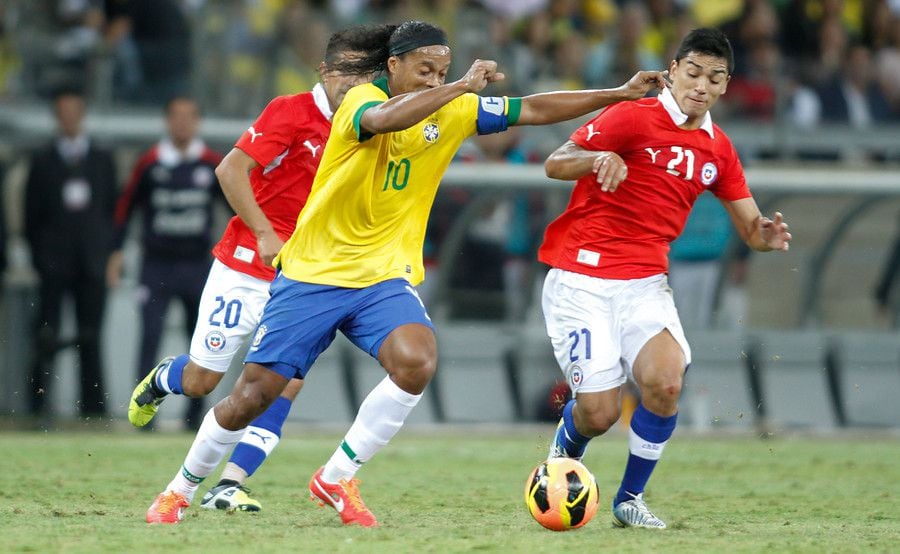 Ronaldinho, Figo y Totti vendrían a Chile el 2022: así será el Partido por la Paz