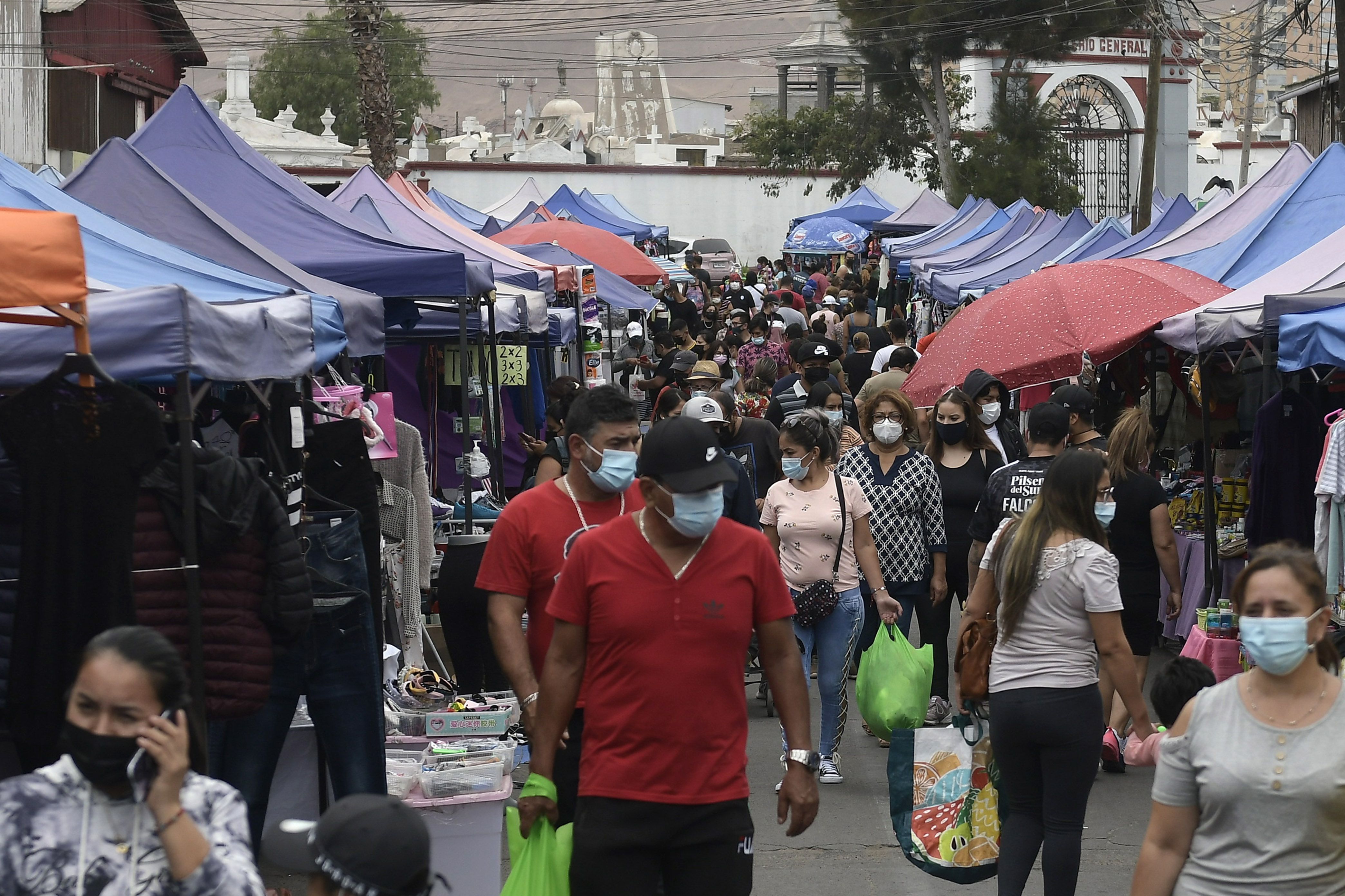 IQUIQUE: Feria libre dureante el fin de seman largo