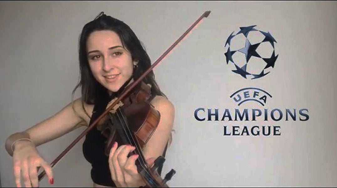 Reina del violín dejó el "mic" para entonar la Champions