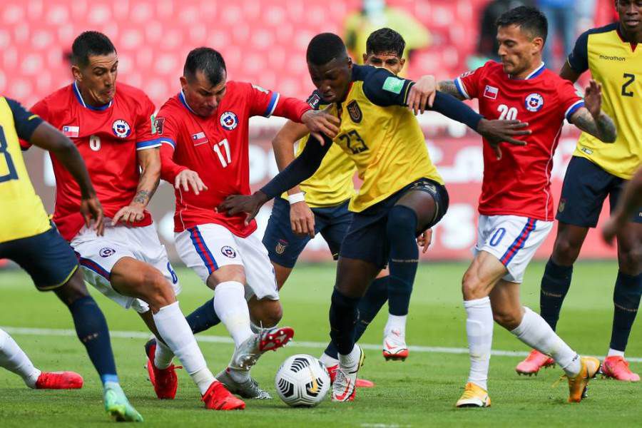 Se preparan para Colombia: La Roja suma un punto tras empatar 0 - 0 a Ecuador en las Clasificatorias