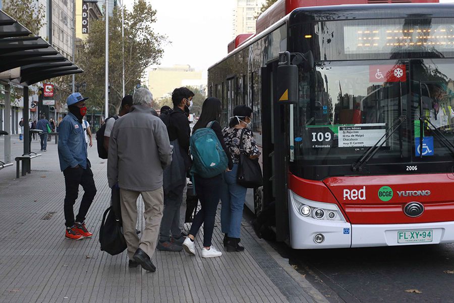 Retorno de personas  hacia al poniente de la Capital