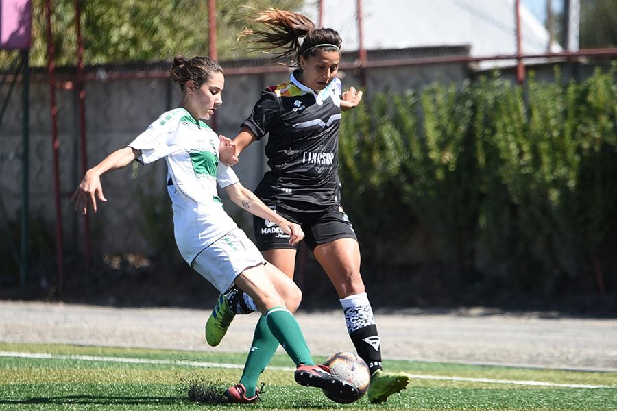 Futbol femenino: Temuco vs Santiago Morning